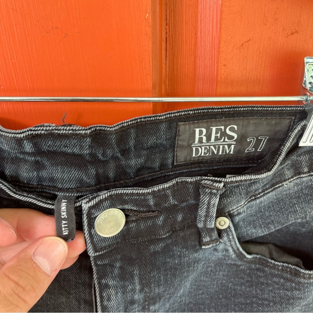 RES Denim Jeans - Picture 2 of 4